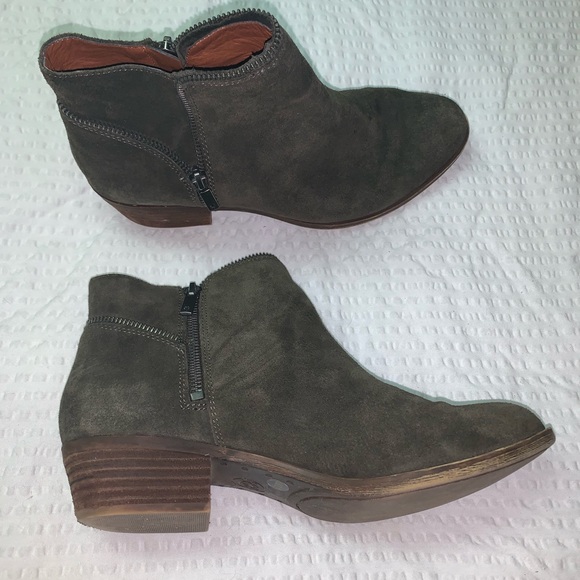 Shoes - Picture 1 of 1